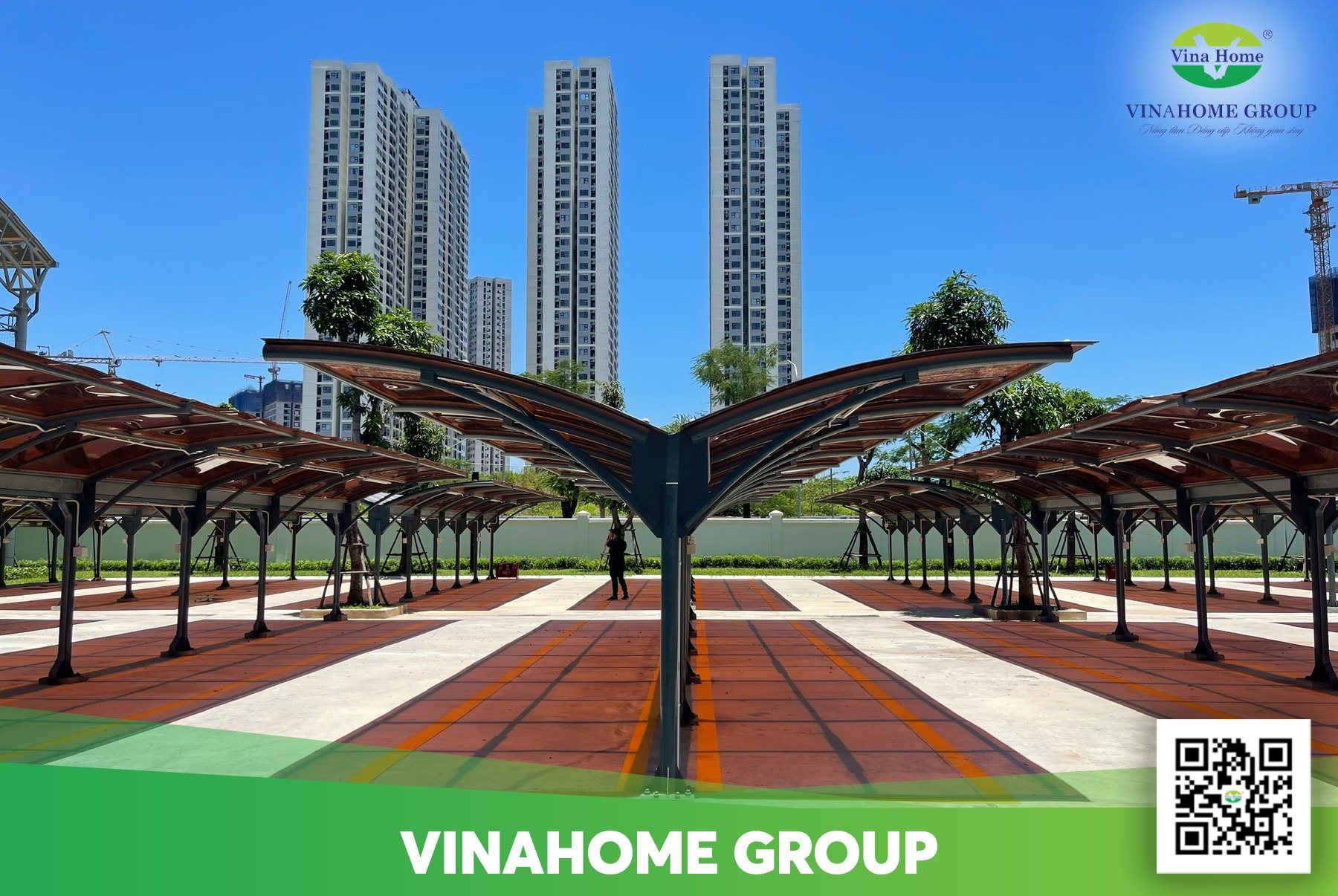 Không gian hẹp - Tấm lấy sáng Polycarbonate có phải giải pháp?
