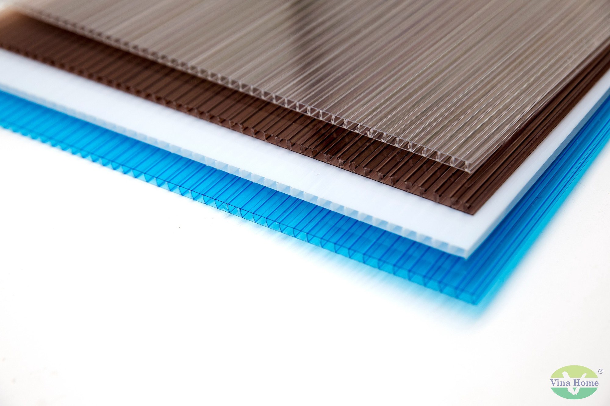 Tấm Lợp Lấy Ság Poly Rỗng 5mm cao cấp
