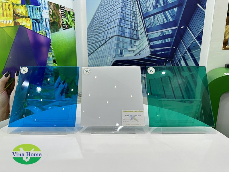 “TẤT TẦN TẬT” về tấm nhựa thông minh Polycarbonate