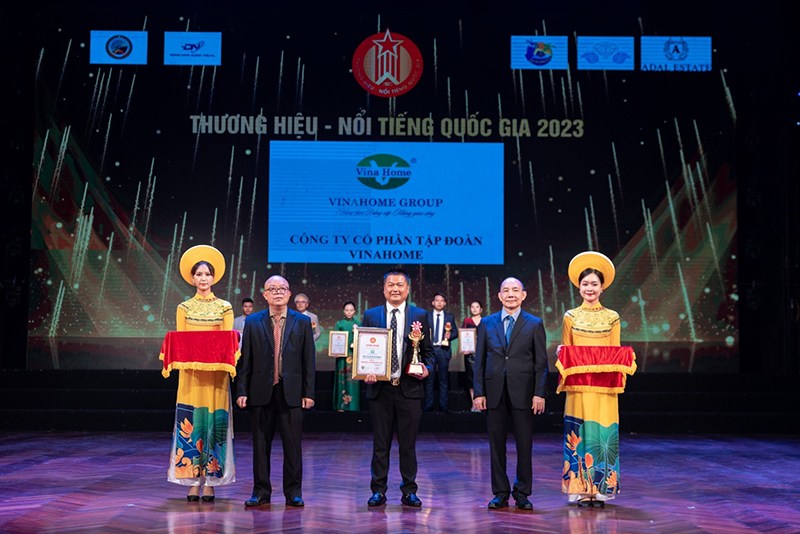 VinaHome top 10 thương hiệu nổi tiếng Quốc Gia sản xuất tấm lợp lấy sáng